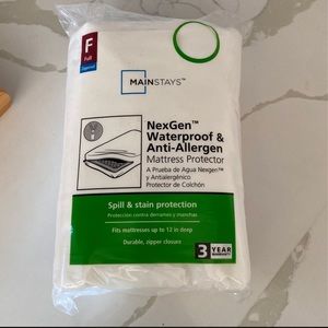 Waterproof mattress cover